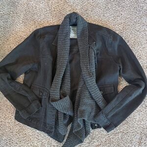 Abercrombie & Fitch Black Jacket with Cream Label